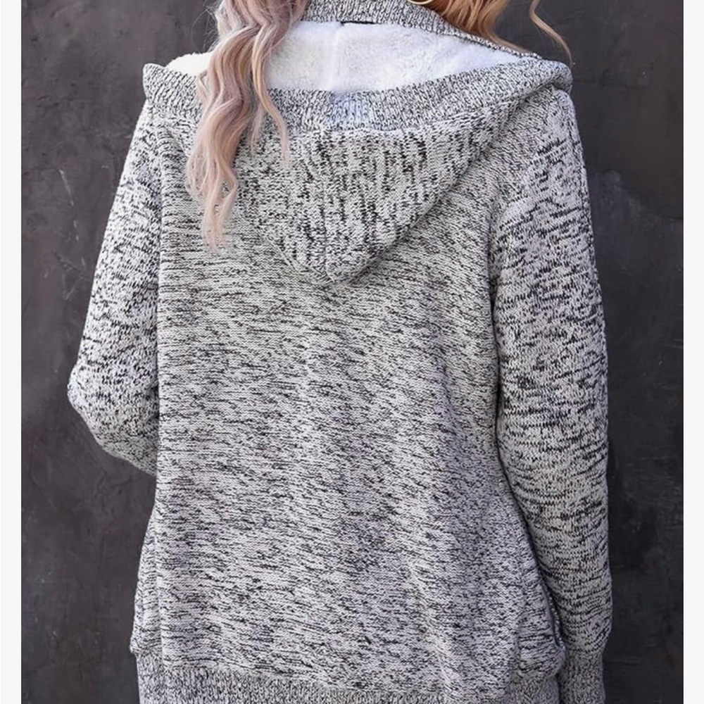 Sweater - Picture 2 of 4